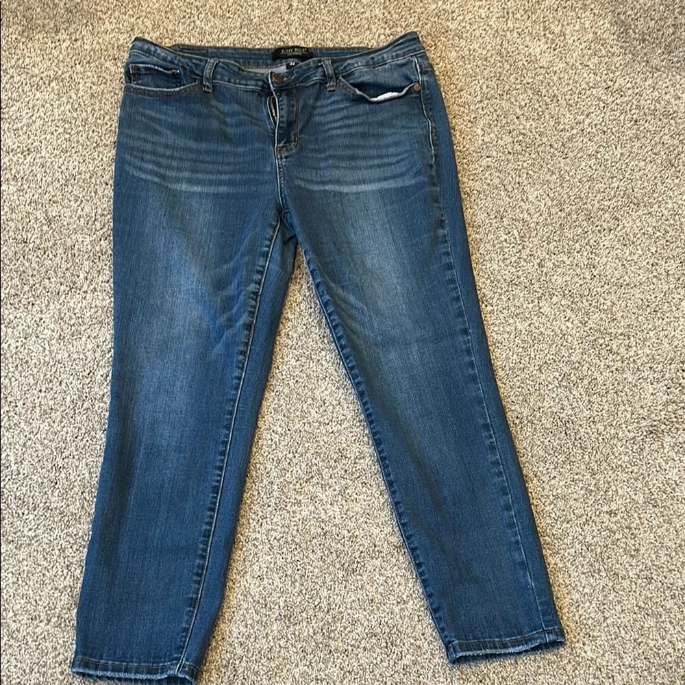 Judy Blue size 32 jeans. Soft and stretchy. Medium wash.